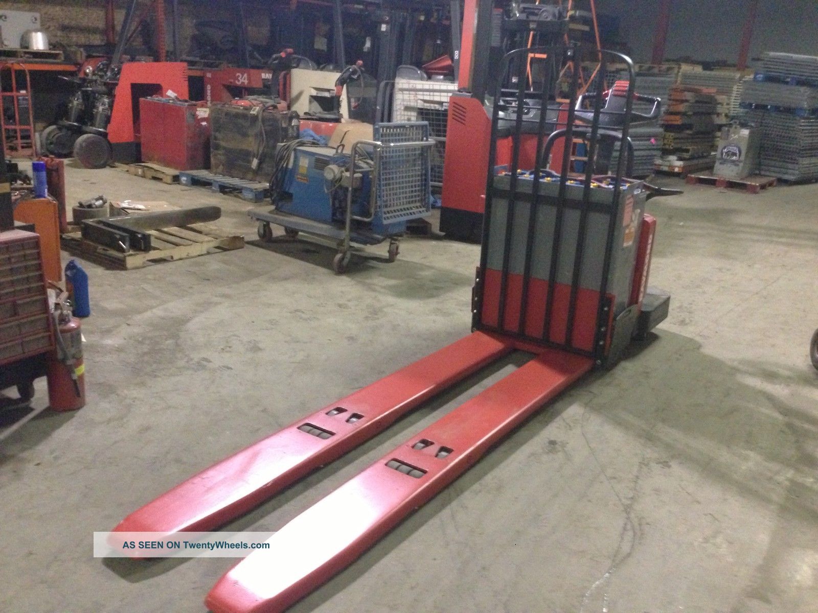 2005 Raymond Forklift 112 Ride On Jack,  8000 Capacity On Sale Now Forklifts photo
