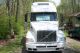 2000 Volvo Vln64 660 Sleeper Semi Trucks photo 10