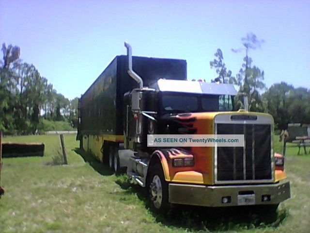 1991 Freightliner Sleeper Semi Trucks photo