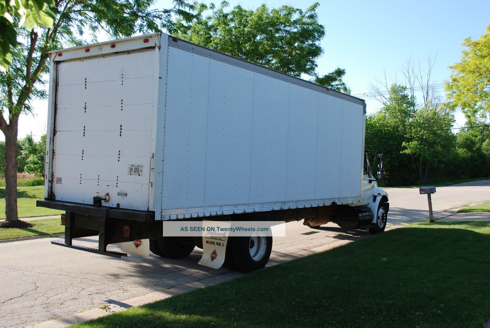 2003 International 4300 Box Trucks / Cube Vans photo