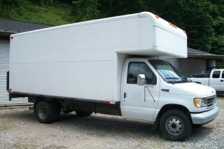 1996 Chevrolet E 350 photo