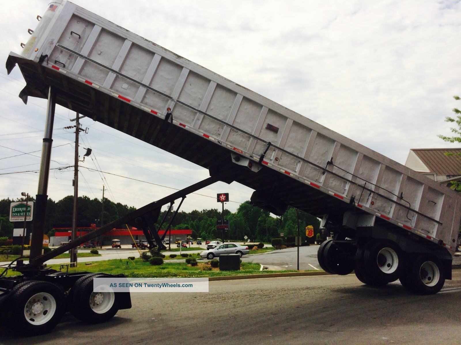 Travis 39 ft frameless aluminum end dump trailer