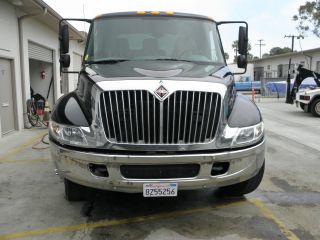 2002 International 4300 photo