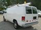 2000 Ford E - 250 Delivery / Cargo Vans photo 3