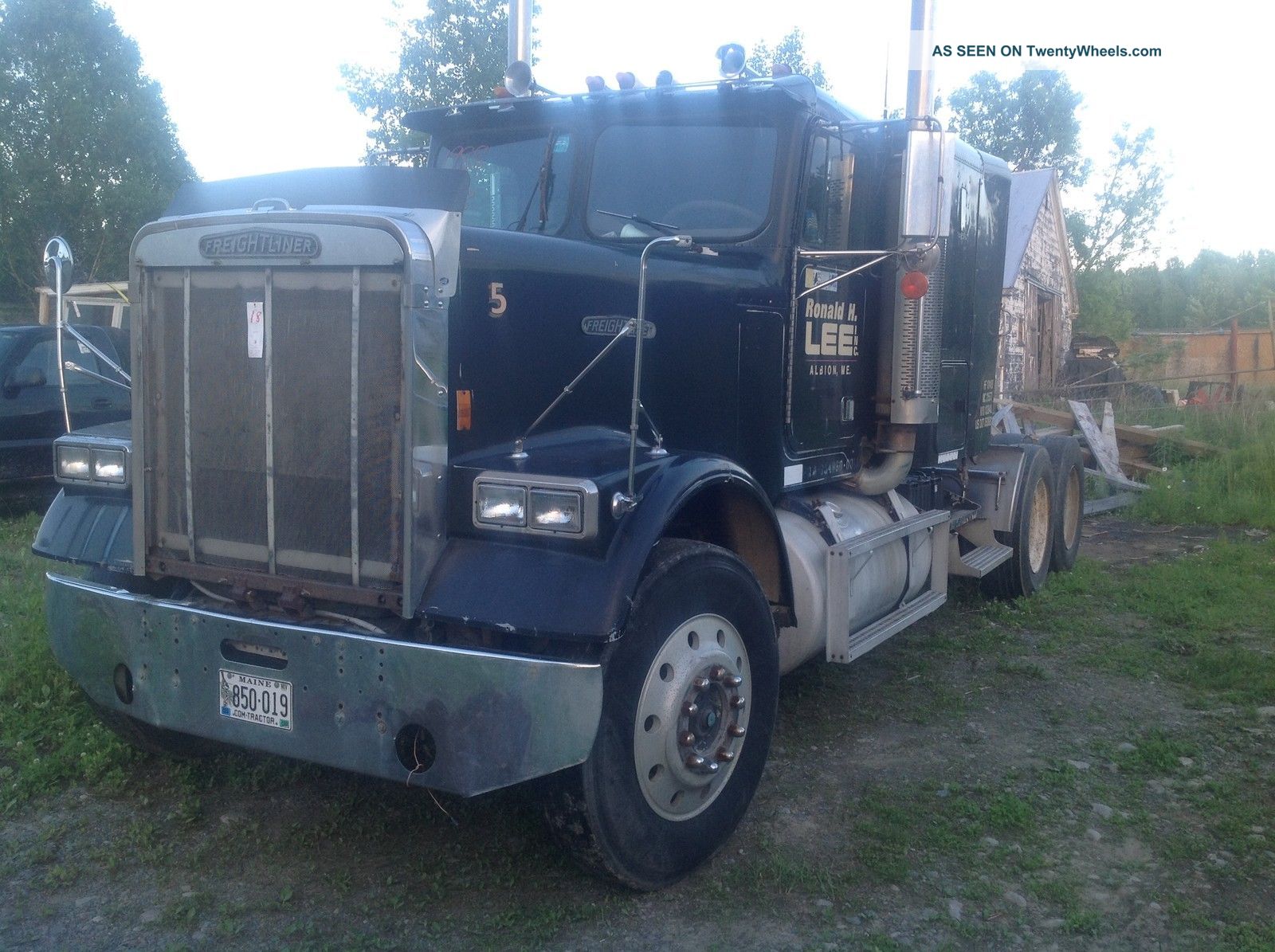1988 Freightliner Sleeper Semi Trucks photo