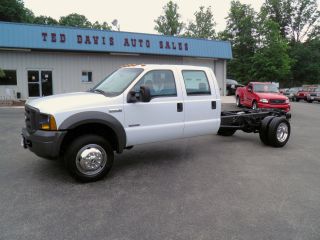 2005 Ford F - 550 Crew - Cab & Chassis photo