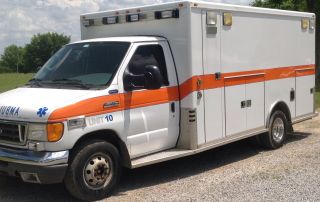 2006 Ford E450 Ambulance photo