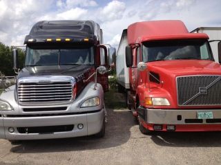 2007 Freightliner Cl 120 Columbia photo