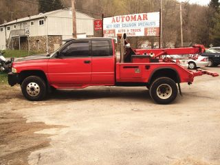 1997 Dodge Ram 3500 4x4 photo