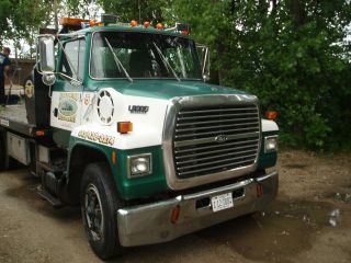 1992 Ford Ln 8000 photo