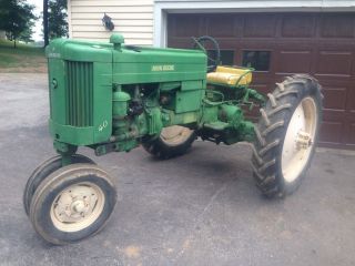 John Deere 40 Tractor - Straight Tractor.  Restore Or Leave photo