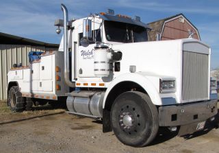 1983 Kenworth W900 photo