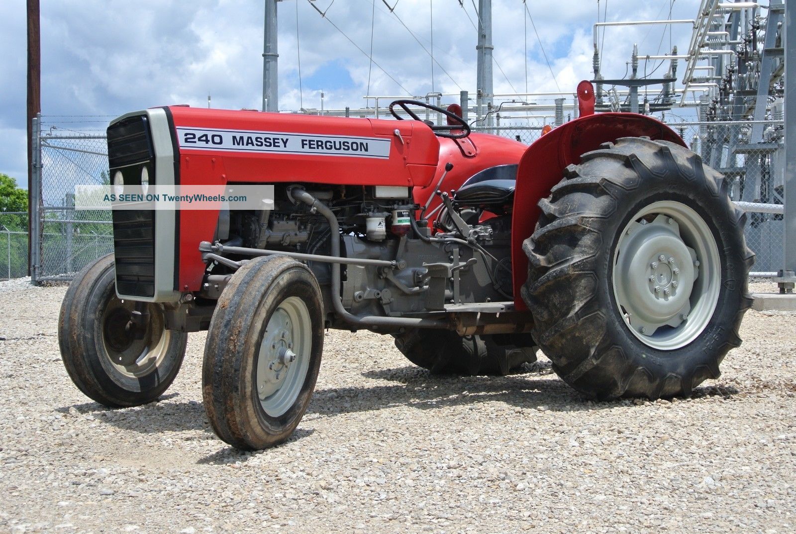 Classic Massey Ferguson 240 47hp Easy To Drive Tractors photo