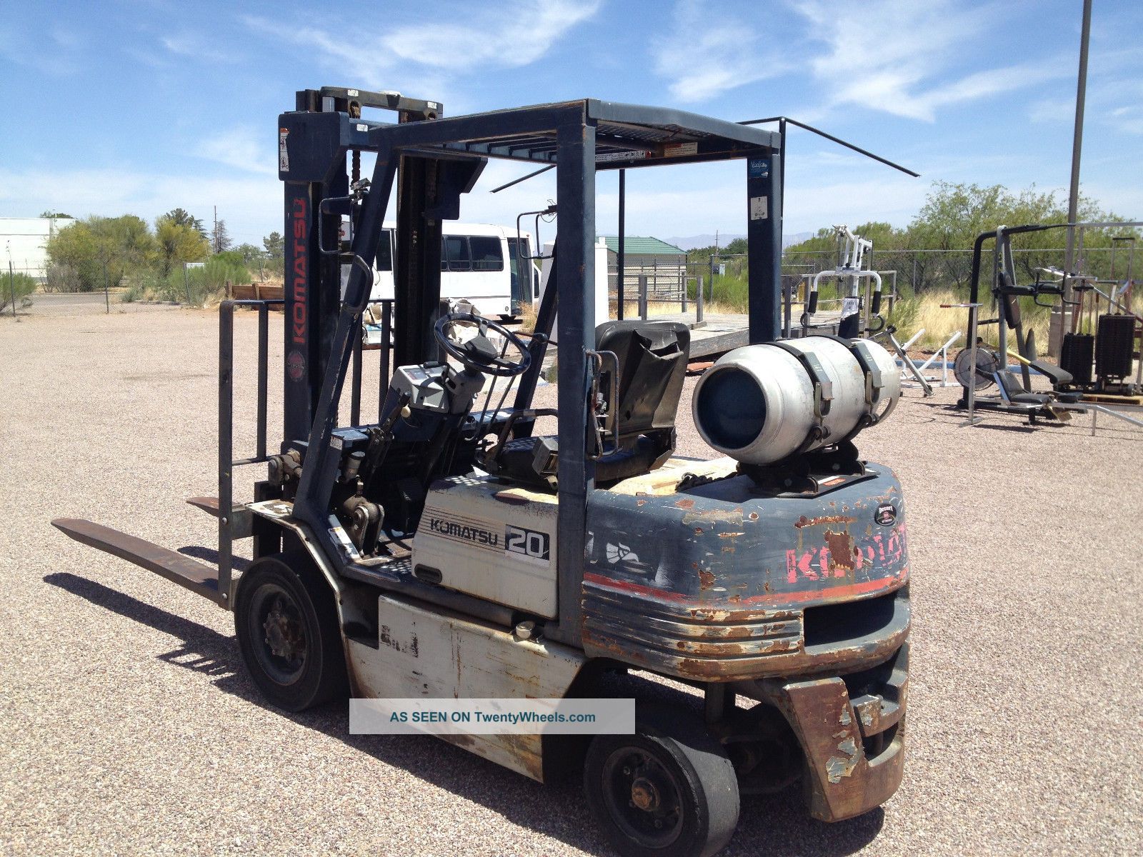 Komatsu Forklift G20 4000 Lbs Propane 4cylinder