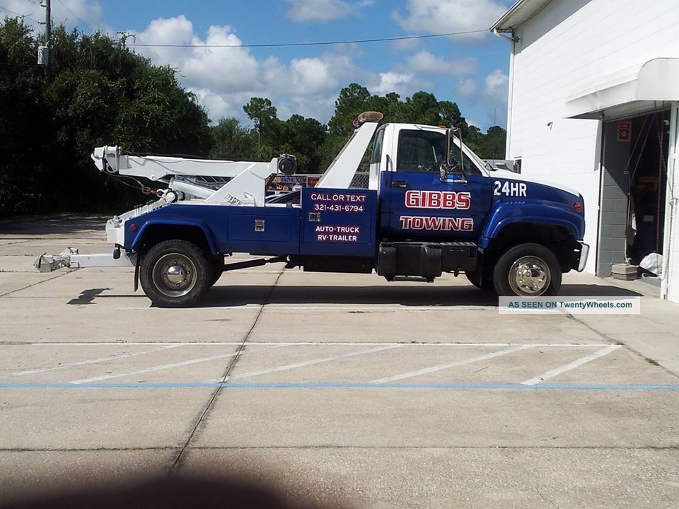 2000 Chevrolet C6500 Wreckers photo