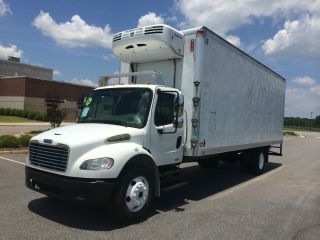 2006 Freightliner M2 photo