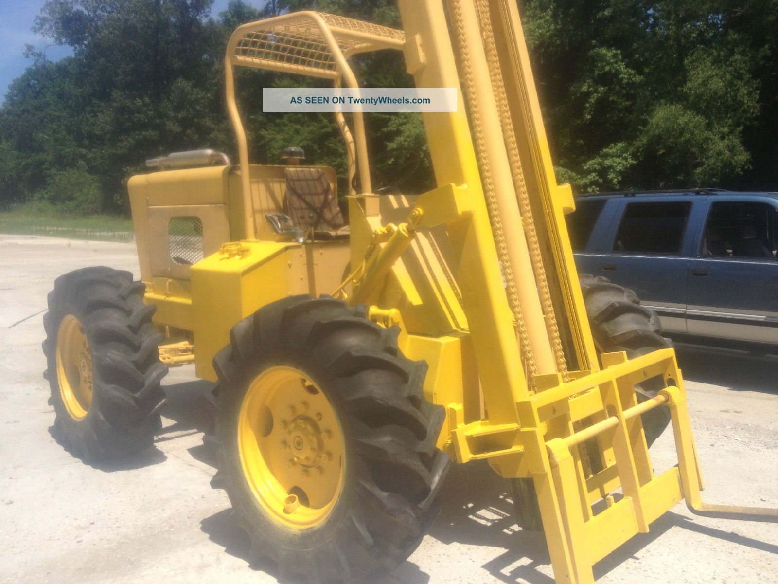 Pettibone Forklift Mid 70 S 4 Or 5 Runs And Operates