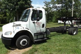 2008 Freightliner M2 Business Class photo