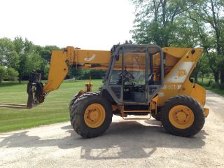 Jcb Telehandler Forklift photo