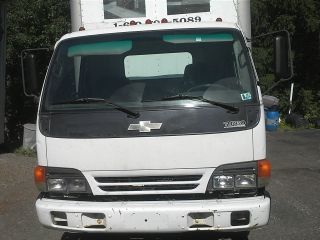 2001 Gmc Isuzu Npr 16 ' Box Truck photo