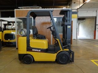 2000 Caterpillar Cat Gc25k Forklift 5000lb Cushion Lift Truck photo