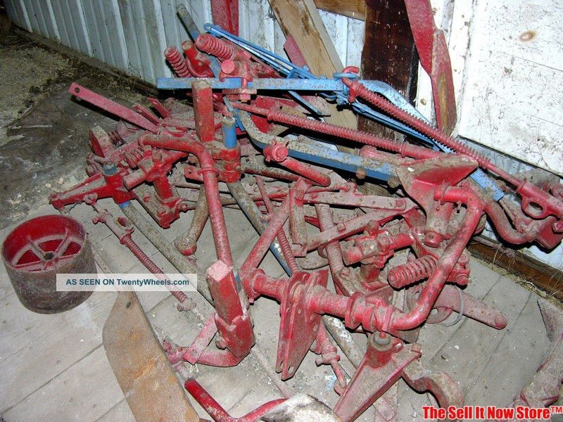 Mccormick Ih International Harvester Farmall Tractor Cultivator Attachment Antique & Vintage Farm Equip photo