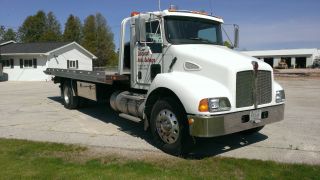 2006 Kenworth T300 photo