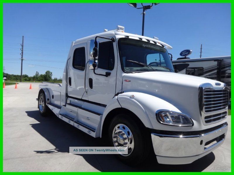 2013 Freightliner Sportchassis Commercial Pickups photo