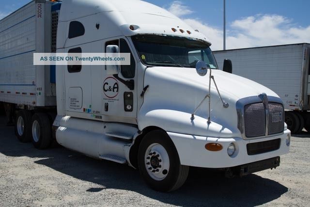 2001 Kenworth T2000 Sleeper Semi Trucks photo