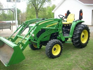 John Deere 4120 - 4x4+ Loader+power Reverser Trans With 926hours - Low Reserve @@ photo