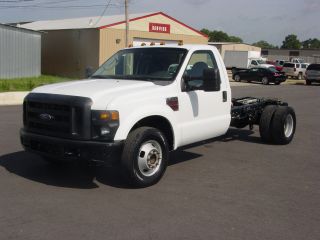 2008 Ford F - 350 Xl Cab & Chassis photo
