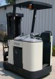 Crown Model Rc3020 - 30 (2006) 3000lbs Capacity Docker Electric Forklift Forklifts photo 2