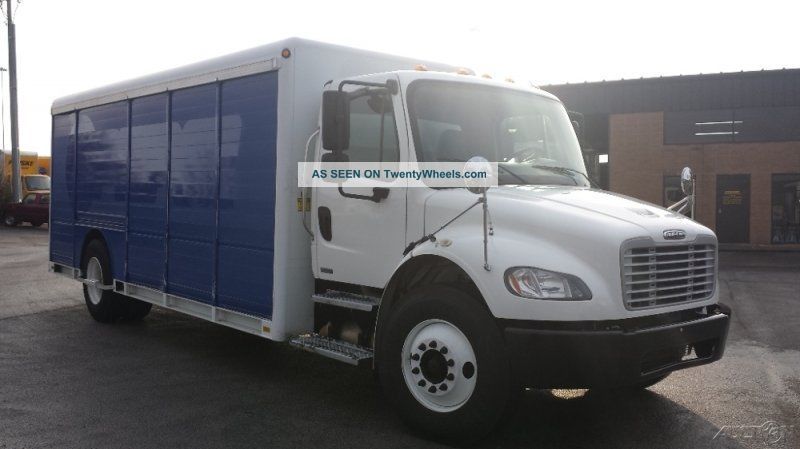 2007 Freightliner Business Class M2 106 Box Trucks / Cube Vans photo