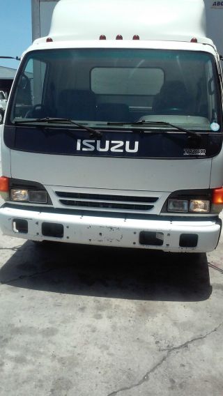 2003 Isuzu Npr photo