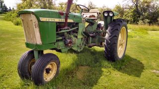 John Deere 2010 Row Crop Tractor Or Project 2517 Hours Gas Engine,  Ohio photo