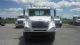 2006 Freightliner Columbia Daycab Semi Trucks photo 2