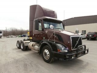 2011 Volvo Vnl64t300 photo