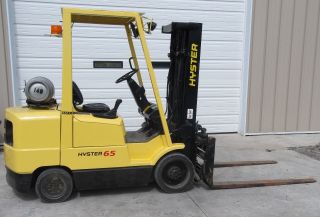 2002 Hyster S65xm Forklift 5500 Lb Capacity,  Cushion Tires,  Propane photo