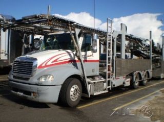 2006 Freightliner Cl11264st - Columbia 112 photo