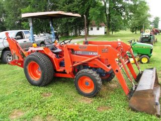 Kioti Lk3054 Compact Tractor,  Loader,  Backhoe.  30 Hp Diesel.  4x4.  Unit photo