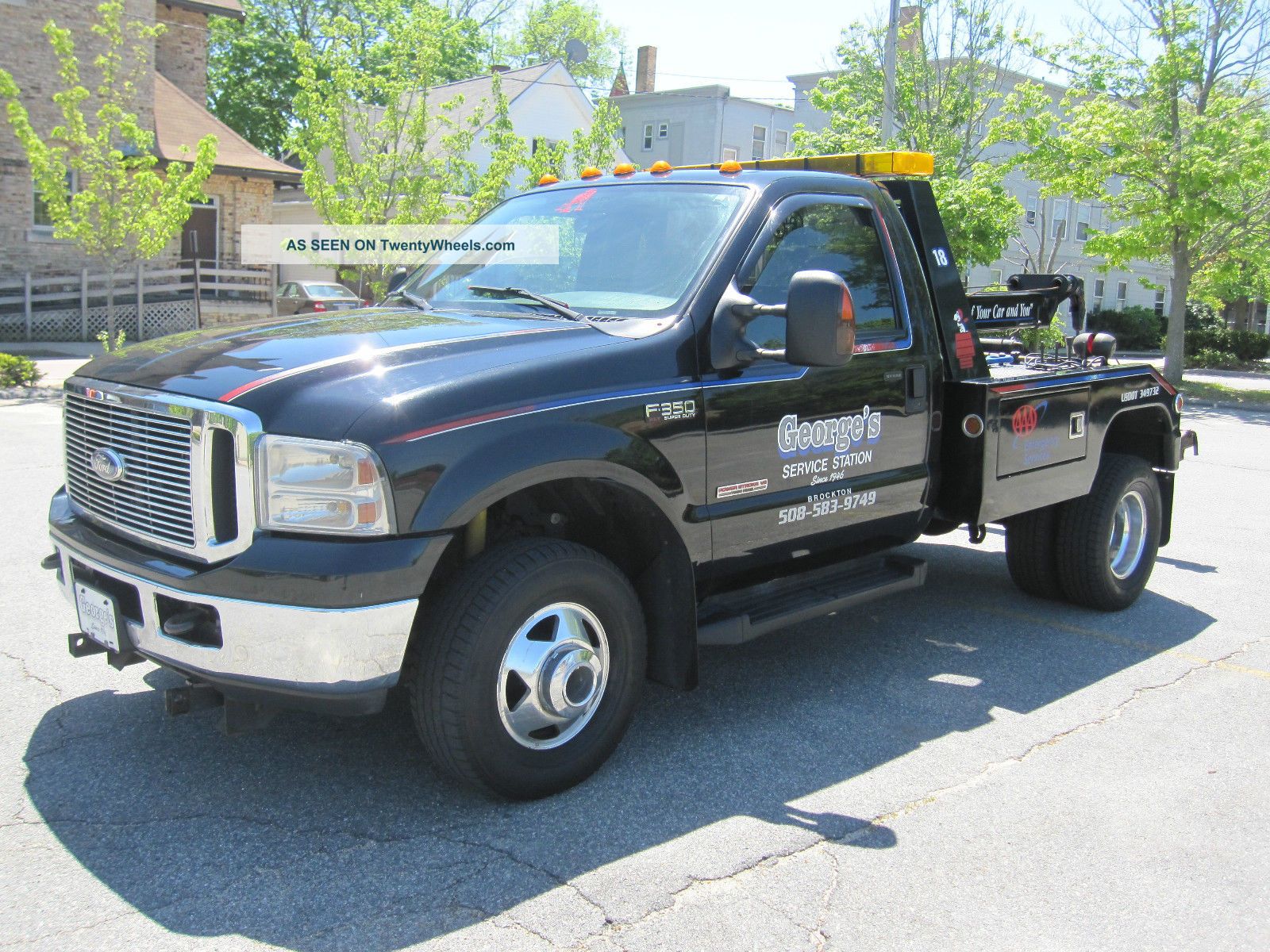 2004 Ford F350 Wreckers photo
