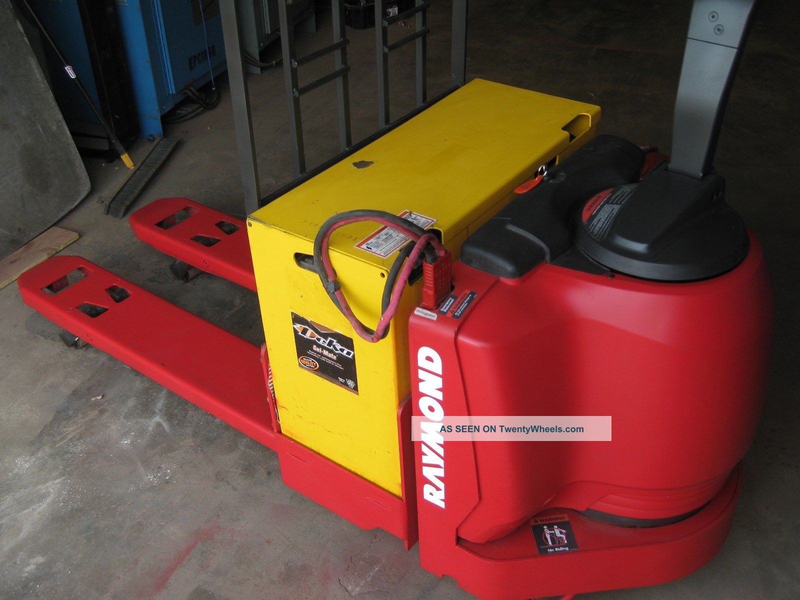 2007 Raymond Electric Pallet Jack Model 8300 - Ac Motor - - 584 Hours Forklifts photo