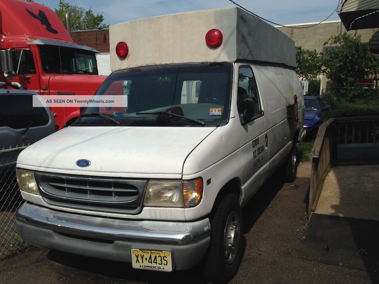 1998 Ford E250 Econoline Other Vans photo