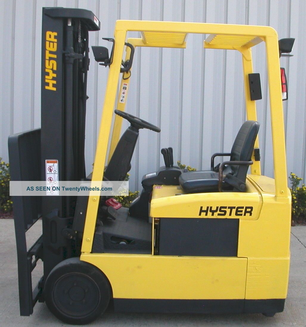 Hyster Model J30xmt2 (2003) 3000lbs Capacity Great 3 Wheel Electric Forklift Forklifts photo