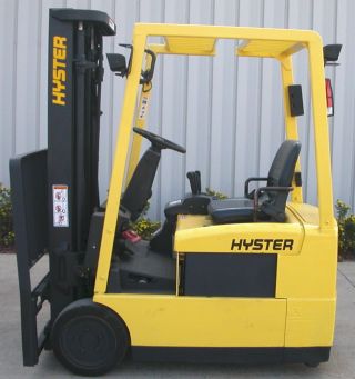 Hyster Model J30xmt2 (2003) 3000lbs Capacity Great 3 Wheel Electric Forklift photo