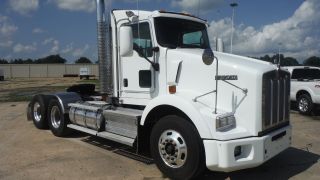 2008 Kenworth T - 800 photo