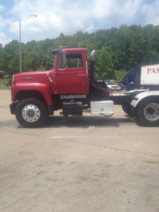 1987 Ford L9000 photo