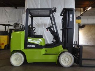2000 Clark Cgc50 Forklift 10000lb Cushion Lift Truck photo