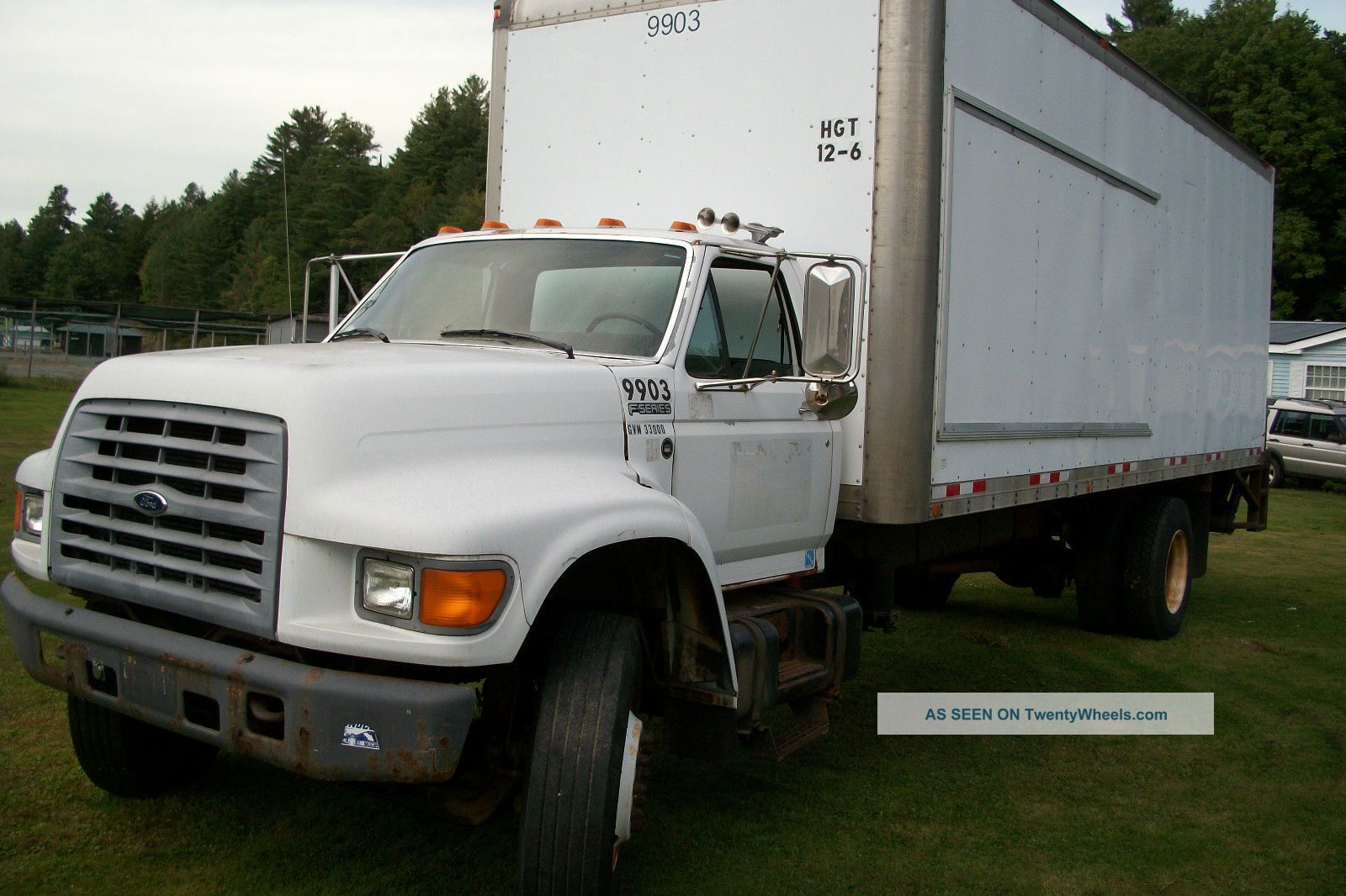 1999 Ford Box Trucks / Cube Vans photo
