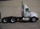 2010 International Prostar Daycab Semi Trucks photo 2